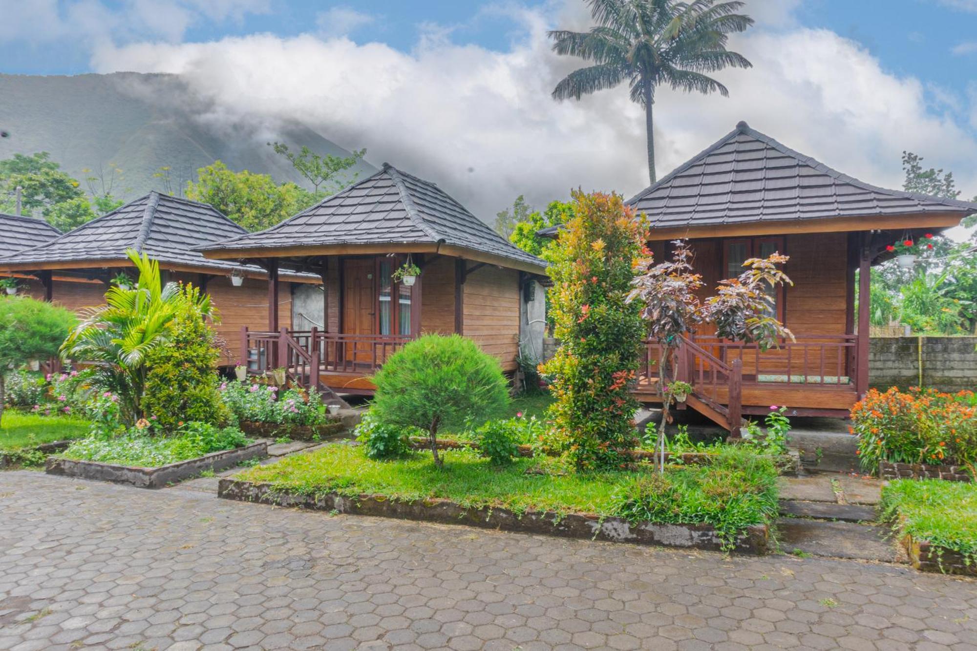 Puncak Rinjani Lodge Sembalunlawang Exteriér fotografie